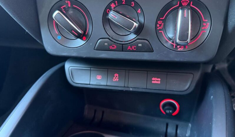 
								2016 Black Audi A1 full									