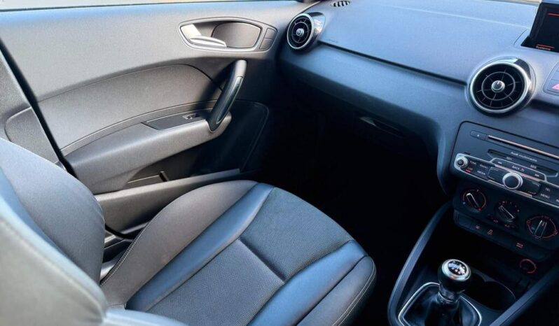 
								2016 Blue Audi A1 full									