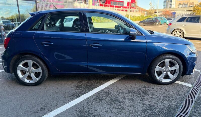 
								2016 Blue Audi A1 full									