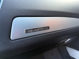 
										2011 Grey Audi Q5 full									