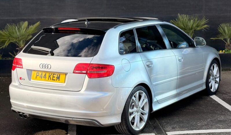 
								2009 Silver Audi S3 full									