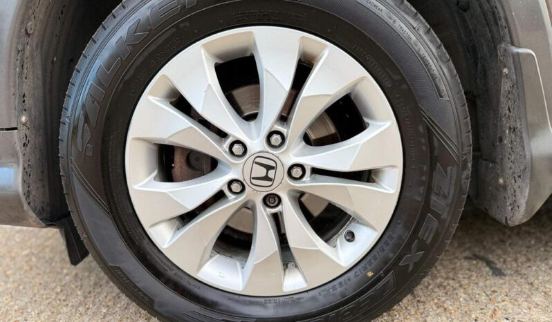 
								2013 Brown Honda CR-V full									