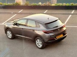 
										2018 Grey Vauxhall Grandland X full									