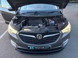 
										2018 Grey Vauxhall Grandland X full									