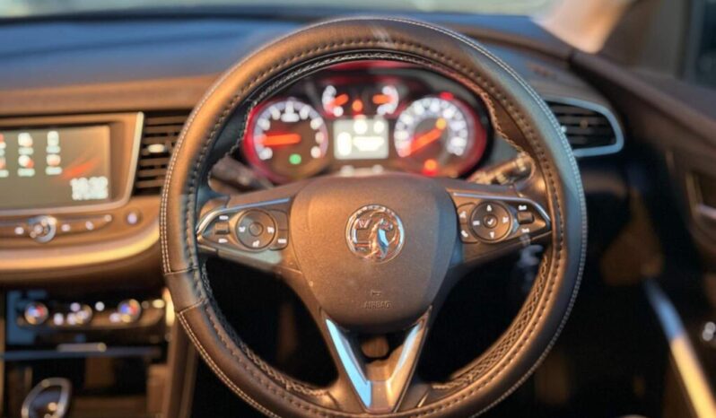 
								2018 Grey Vauxhall Grandland X full									