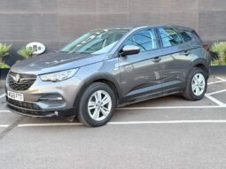 
										2018 Grey Vauxhall Grandland X full									
