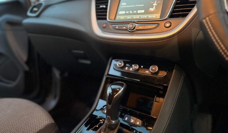 
								2018 Grey Vauxhall Grandland X full									