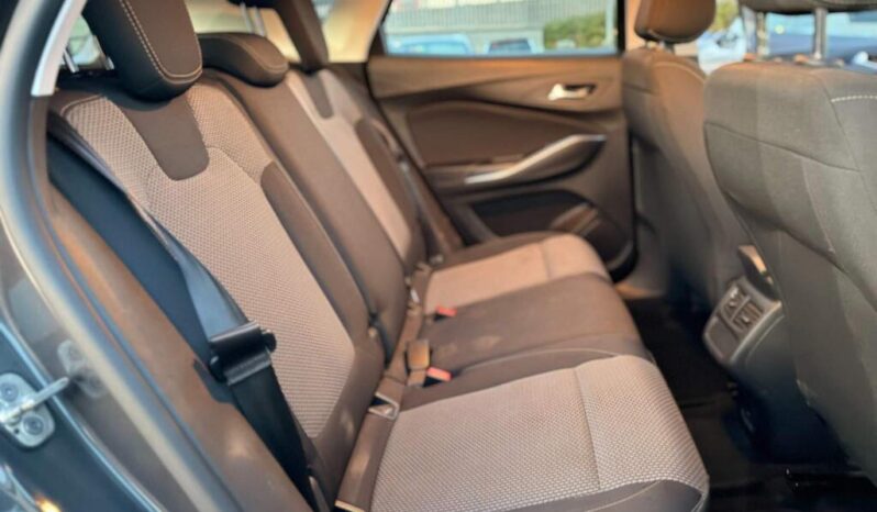 
								2018 Grey Vauxhall Grandland X full									